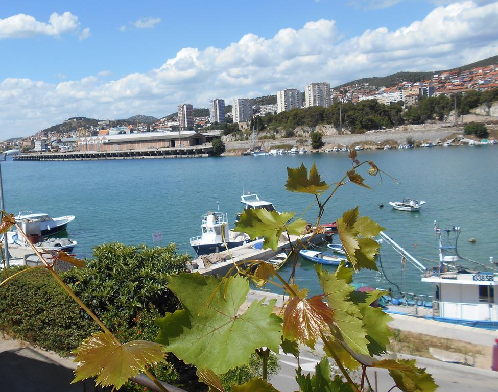 Apartments Ema Sibenik Bagian luar foto